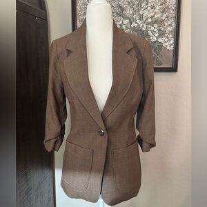 Amanda & Chelsea Brown Single-Button Tailored Blazer